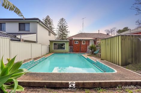 Property photo of 11 Rainbow Crescent Kingsgrove NSW 2208