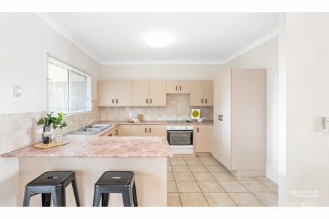 Property photo of 2/11 Toos Close Cooee Bay QLD 4703