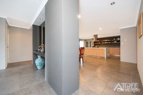 Property photo of 15 Edgehill Walk Piara Waters WA 6112