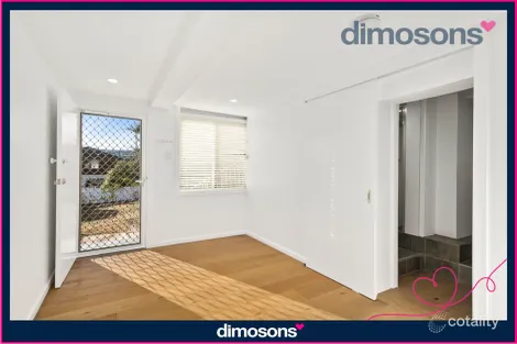 Property photo of 90 Weringa Avenue Lake Heights NSW 2502