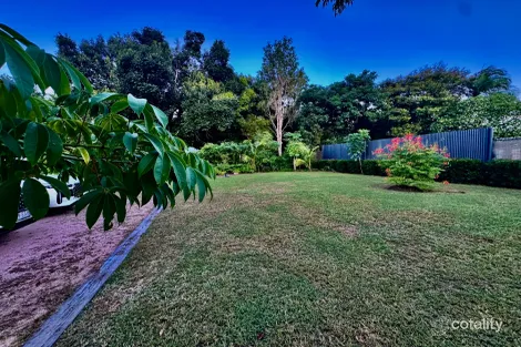 25 Bowling Green St, Brandon, QLD 4808