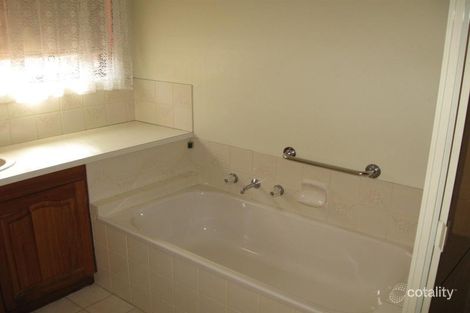 Property photo of 1/32 Lawton Avenue Geelong West VIC 3218