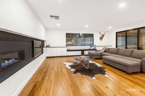 Property photo of 10 Nunga Court Mount Eliza VIC 3930