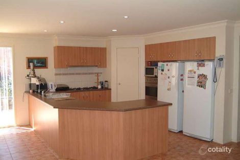Property photo of 3 Riley Drive Mill Park VIC 3082