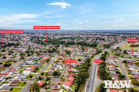 Property photo of 3 Ives Court St Clair NSW 2759