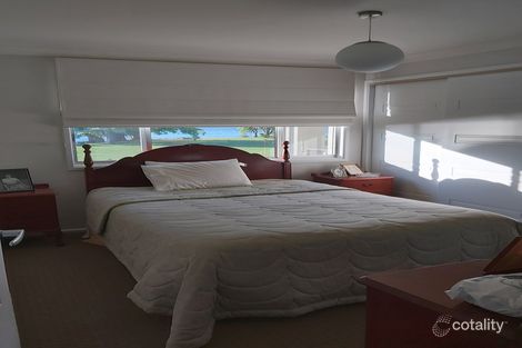 Property photo of 10 River Road Palmers Island NSW 2463
