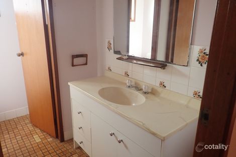 Property photo of 2 Orana Crescent Taree NSW 2430