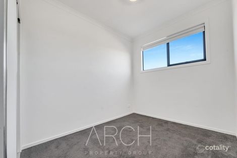 Property photo of 74 Heather Grove Clyde North VIC 3978