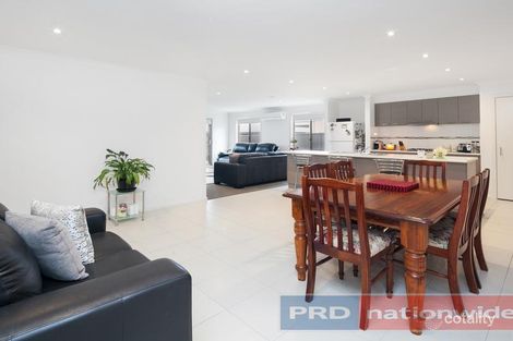 Property photo of 13 Rooney Crescent Lucas VIC 3350