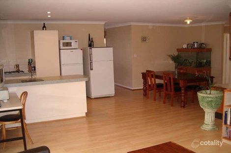 Property photo of 4 Dirphia Place High Wycombe WA 6057