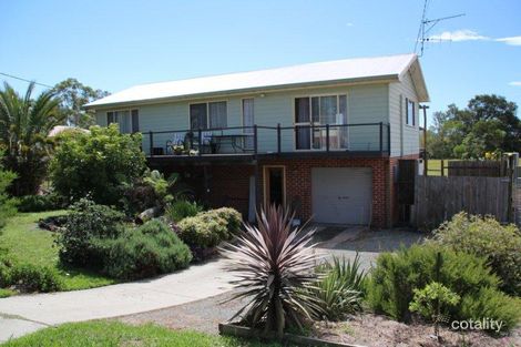 10 Appletree St, Wingham, NSW 2429