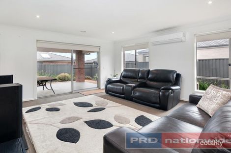 Property photo of 13 Rooney Crescent Lucas VIC 3350