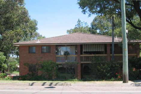 230 Blaxcell St, South Granville, NSW 2142