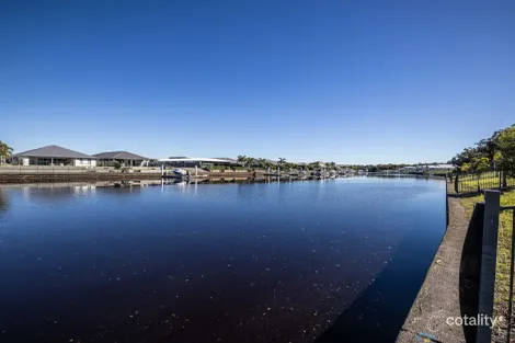 772 Cosmos Ave, Banksia Beach, QLD 4507