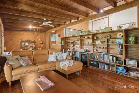 Property photo of 6 Jocelyn Court Chapel Hill QLD 4069