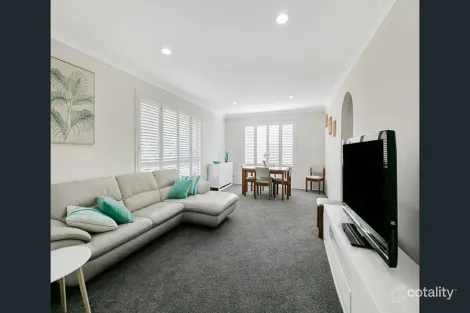 Property photo of 17 Jasmin Circle Bokarina QLD 4575
