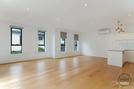 Property photo of 20/222 Williamsons Road Doncaster VIC 3108