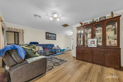Property photo of 20 Dewpoint Crescent Hampton Park VIC 3976