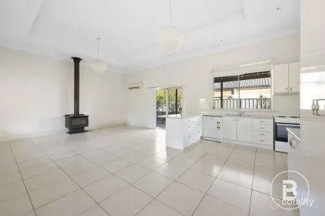 Property photo of 155 High Street Avoca VIC 3467
