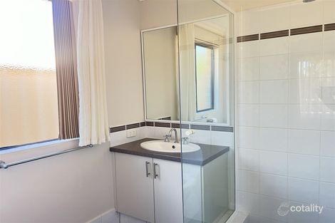 Property photo of 4 Sinclair Vista Lakelands WA 6180