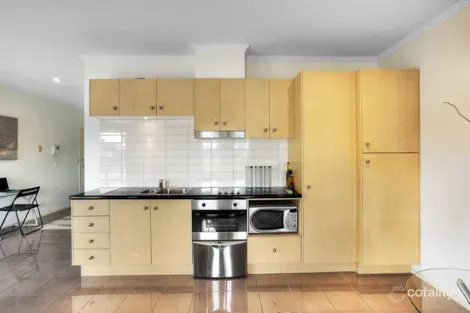Property photo of 53/2 Newmarket Way Flemington VIC 3031