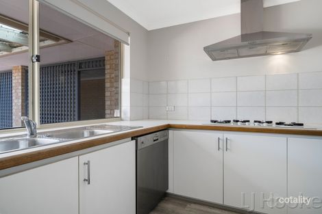 Property photo of 2/20 Hodgson Street Tuart Hill WA 6060