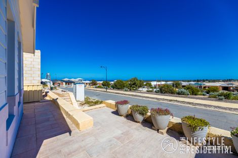 12 Rivermouth App, Two Rocks, WA 6037