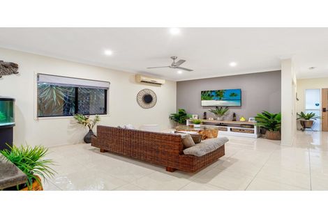 Property photo of 1 Hibiscus Way Springfield Lakes QLD 4300