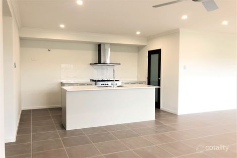 Property photo of 15 Foskett Road Edmondson Park NSW 2174