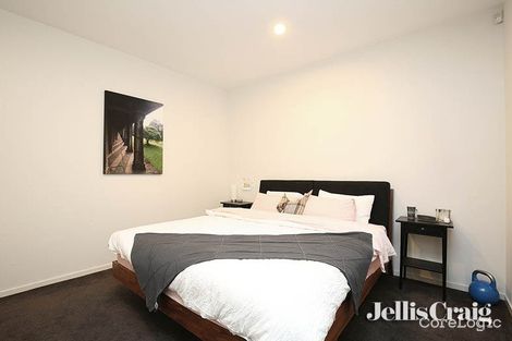 Property photo of 231 Rouse Street Port Melbourne VIC 3207