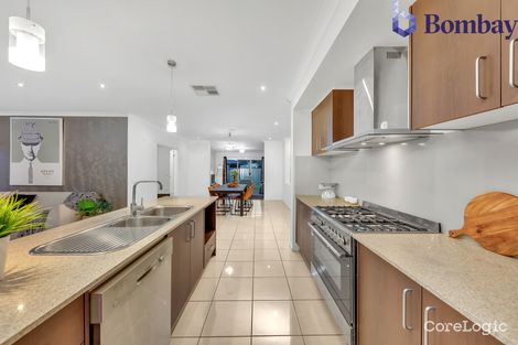 Property photo of 427 Grand Boulevard Craigieburn VIC 3064