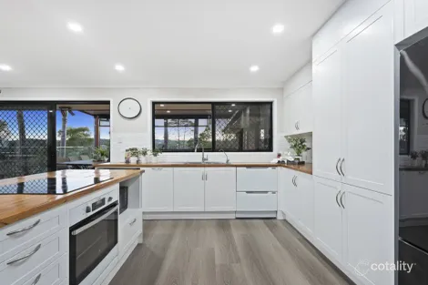 Property photo of 22 Midway Terrace Pacific Pines QLD 4211