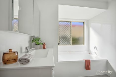 Property photo of 7 Denika Court Mudgeeraba QLD 4213