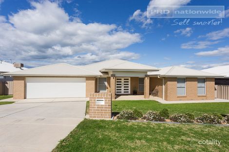 Property photo of 83 Stirling Boulevard Tatton NSW 2650