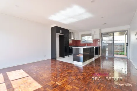 Property photo of 93 Ashleigh Crescent Meadow Heights VIC 3048