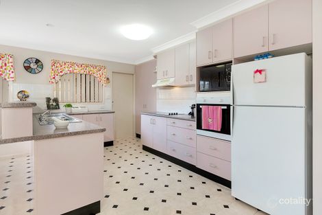 Property photo of 9 Bernborough Court Glenvale QLD 4350