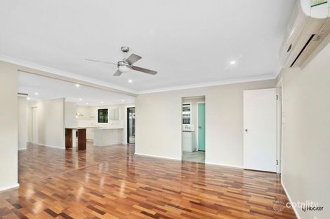 Property photo of 16 Colvillea Court Palm Beach QLD 4221