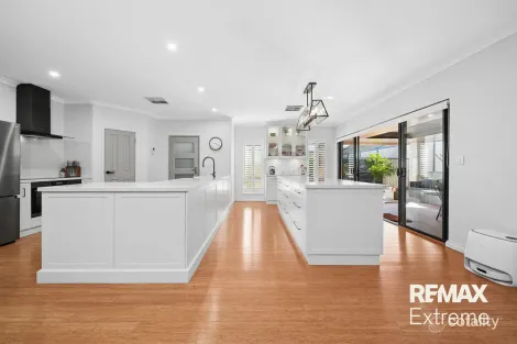 Property photo of 14 Grallina Way Tapping WA 6065