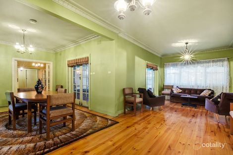 Property photo of 1 Boldrewood Parade Reservoir VIC 3073