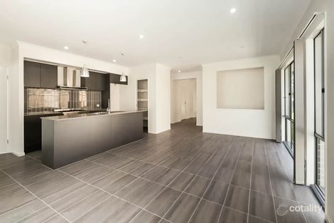 Property photo of 19 Creekwood Circuit Spring Mountain QLD 4300