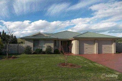 Property photo of 12 Avon Close Albion Park NSW 2527