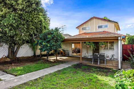 Property photo of 169 Holmes Road Moonee Ponds VIC 3039