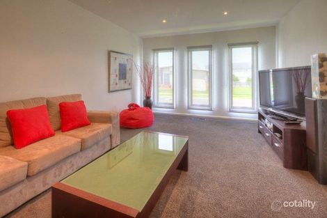 Property photo of 9 Mariner Court Port Fairy VIC 3284