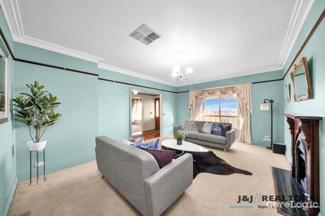 Property photo of 8 Emerson Court Berwick VIC 3806