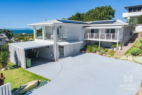 Property photo of 25 Rose Bay Road Bowen QLD 4805