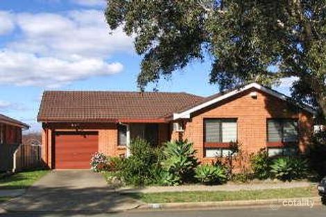 5 Canterbury Rd, St Johns Park, NSW 2176