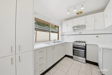 Property photo of 42 Hodges Place Currans Hill NSW 2567