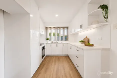 Property photo of 30 Thompson Place Minto NSW 2566