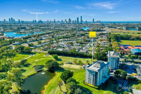 10/11 Fairway Dr, Clear Island Waters, QLD 4226