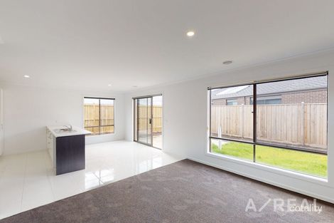 Property photo of 65 Goshawk Drive Pakenham VIC 3810